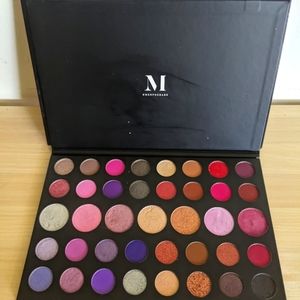 Morphe 39S Such a gem Artistry pallette.